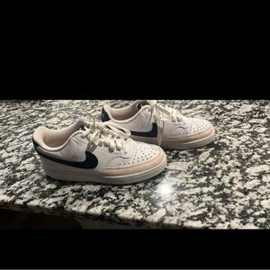Nike White and Light Pink Athletic Shoes